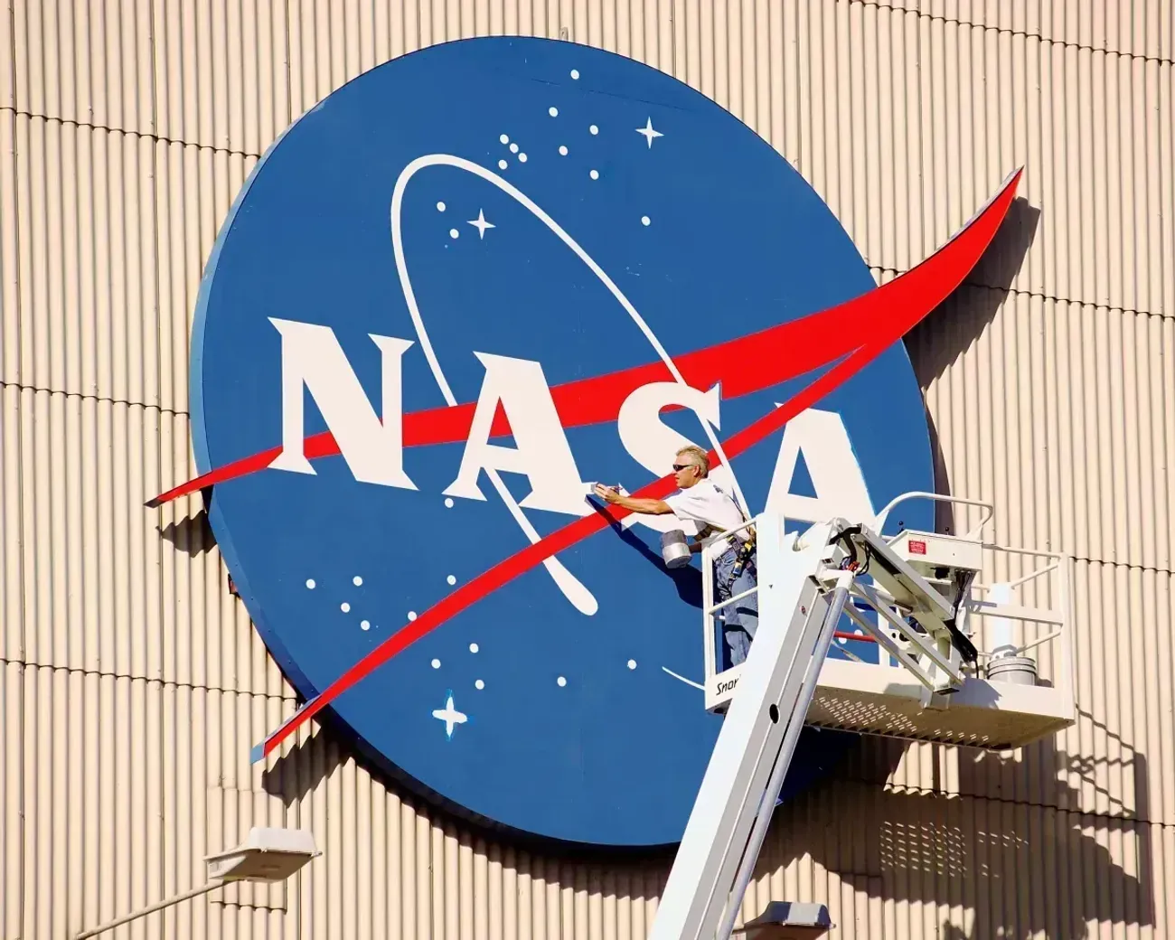 Politico: понад 2000 високопосадовців готові залишити NASA