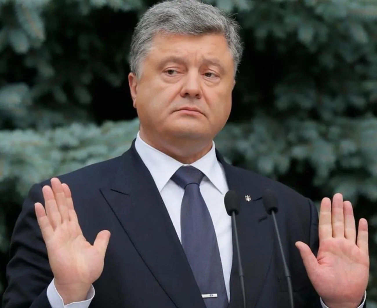 Порошенко похвалився ремонтом дороги за державні кошти, яку знищили фури його підприємства – експерт