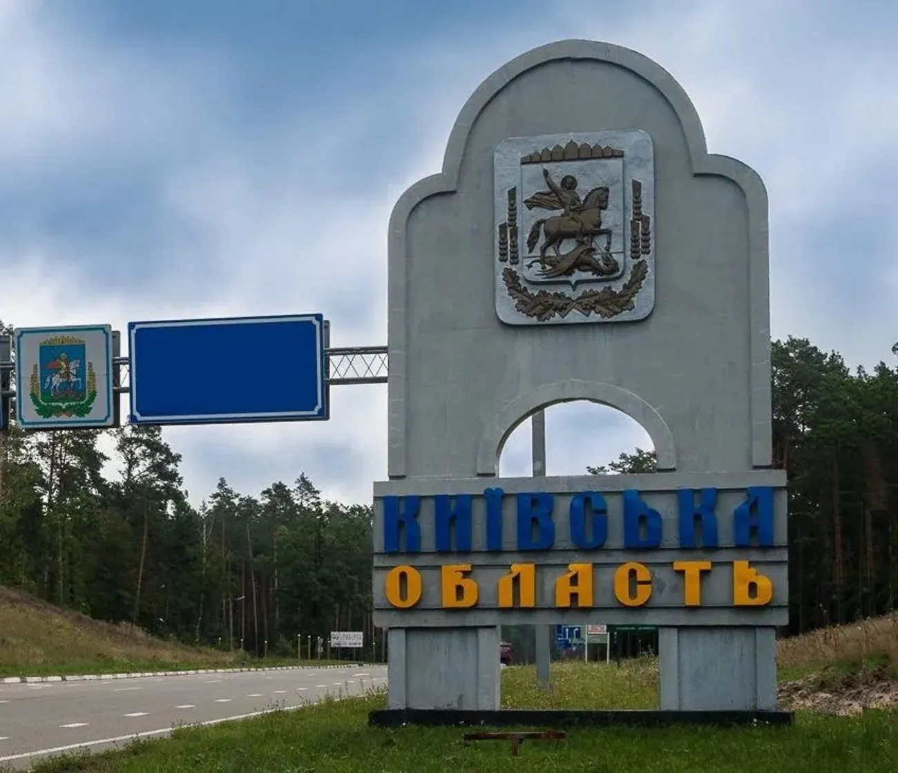 Нетверезий водій під Києвом на смерть збив жінку в кріслі колісному, його затримали - поліція