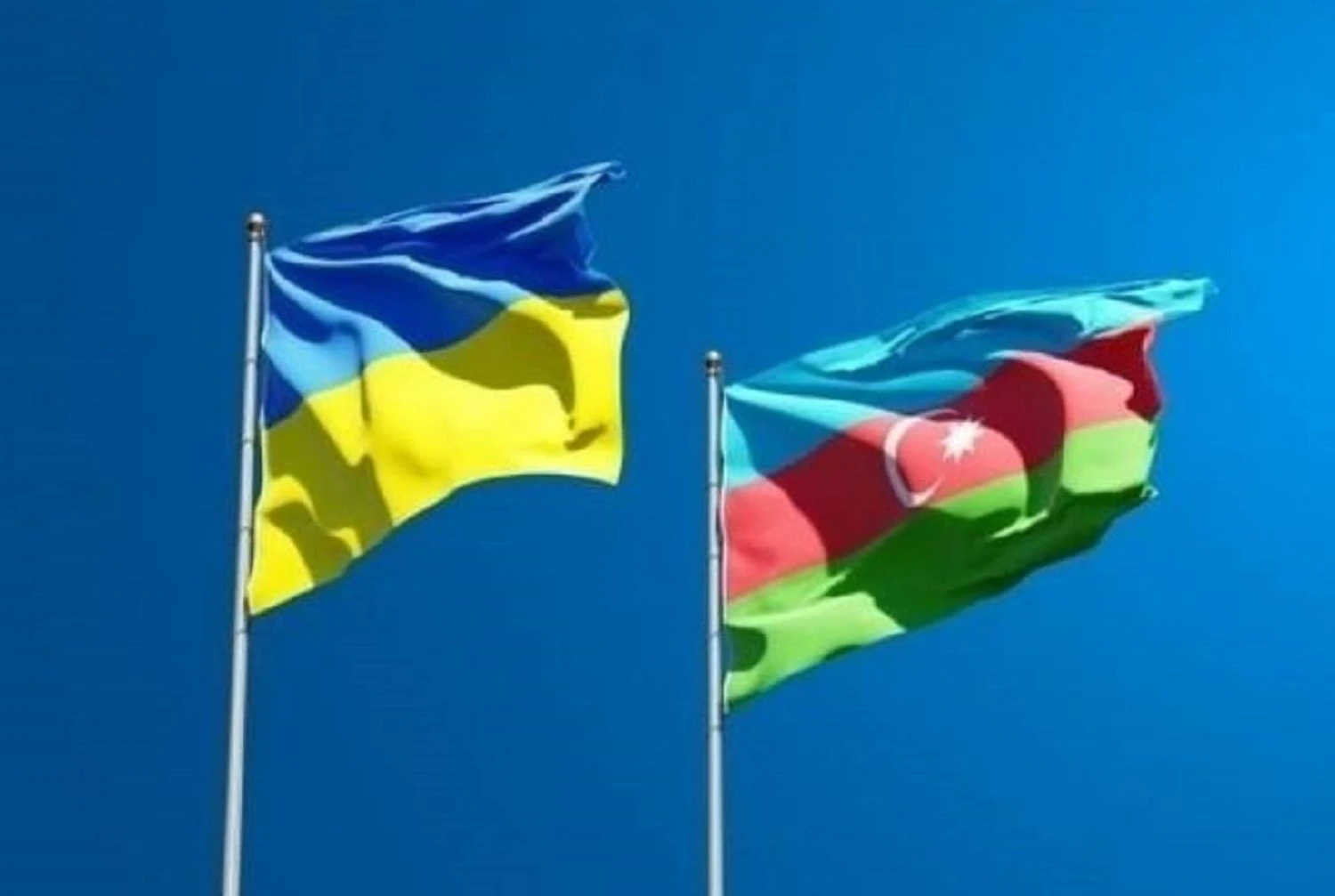 Азербайджан може зняти ембарго на постачання зброї Україні через атаки рф - ЗМІ