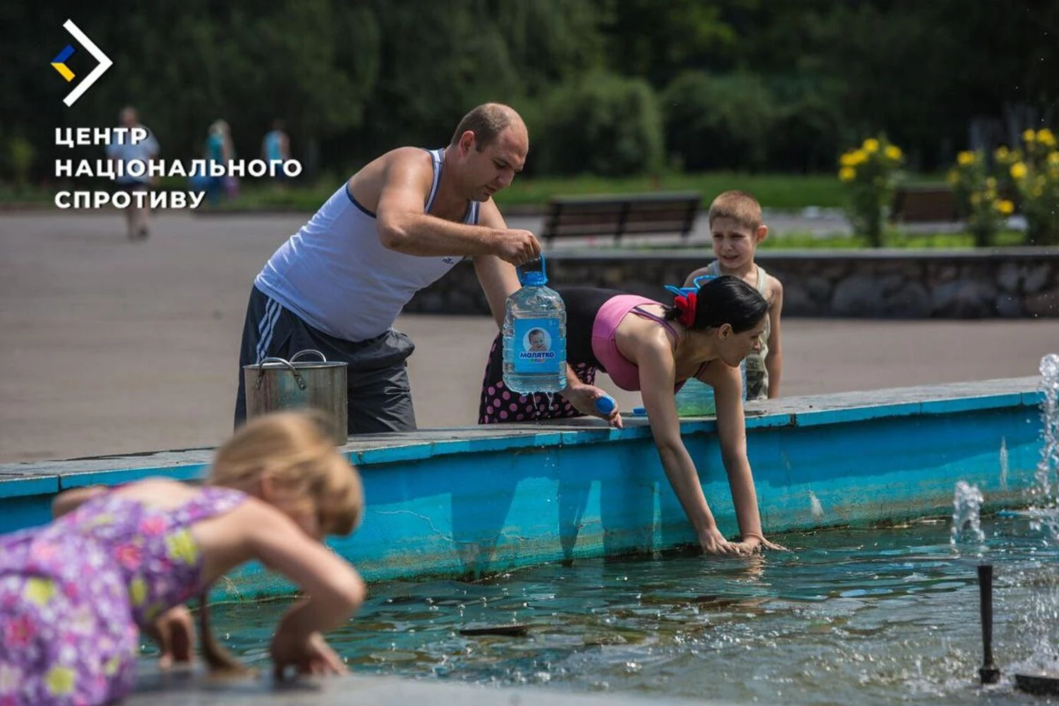 На ТОТ Донбасу окупанти спричинили різкий стрибок цін на питну воду - ЦНС