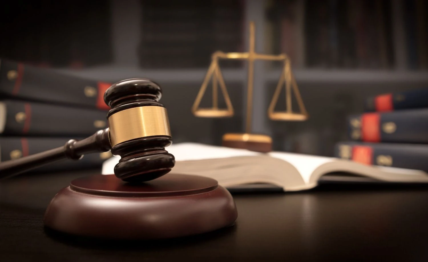 Нерухомість вартістю понад 3,2 млн грн: САП вимагає визнати необґрунтованими активи головного митника Звягінцева