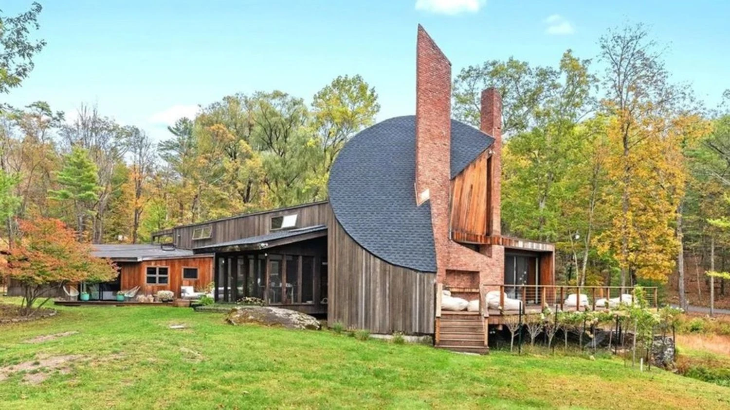 Cпроєктований архітектором студії Гендрікса будинок виставили на продаж у Вудстоку за $3,5 млн
