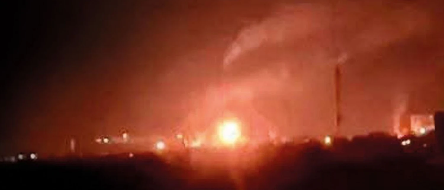 Генштаб підтвердив ураження Саратовського НПЗ і об