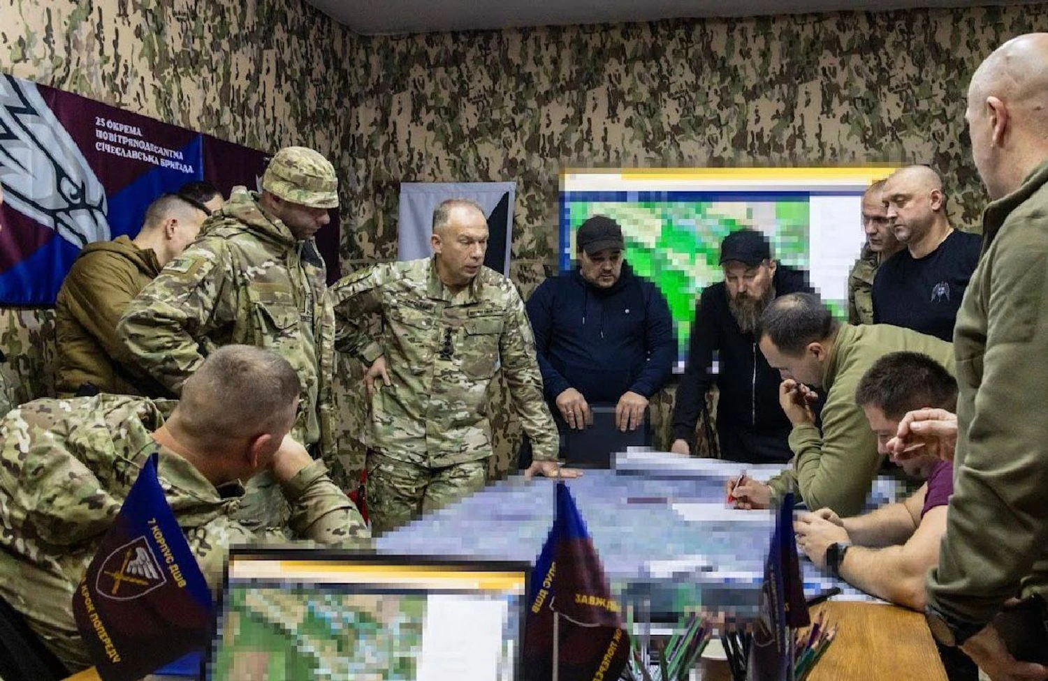 Минулої доби штурмові підрозділи просунулися вперед у районі Добропільського виступу - Сирський