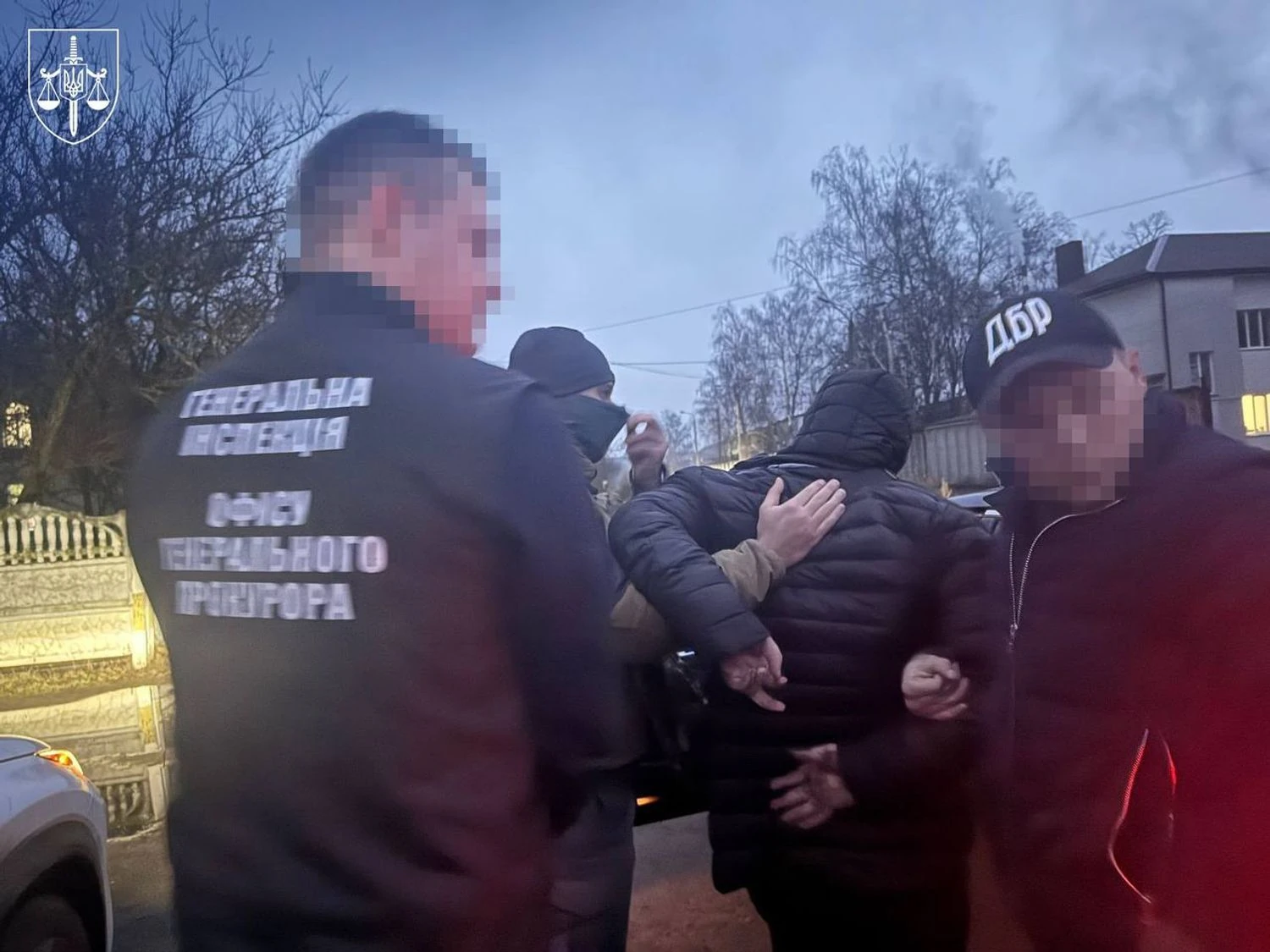 Не буду слухати