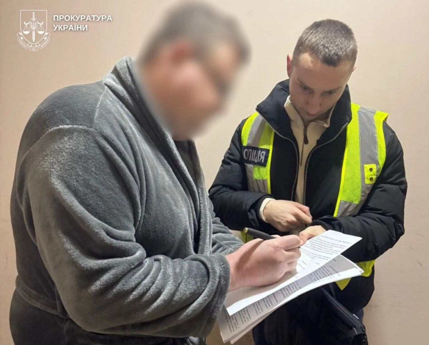 Посадовців