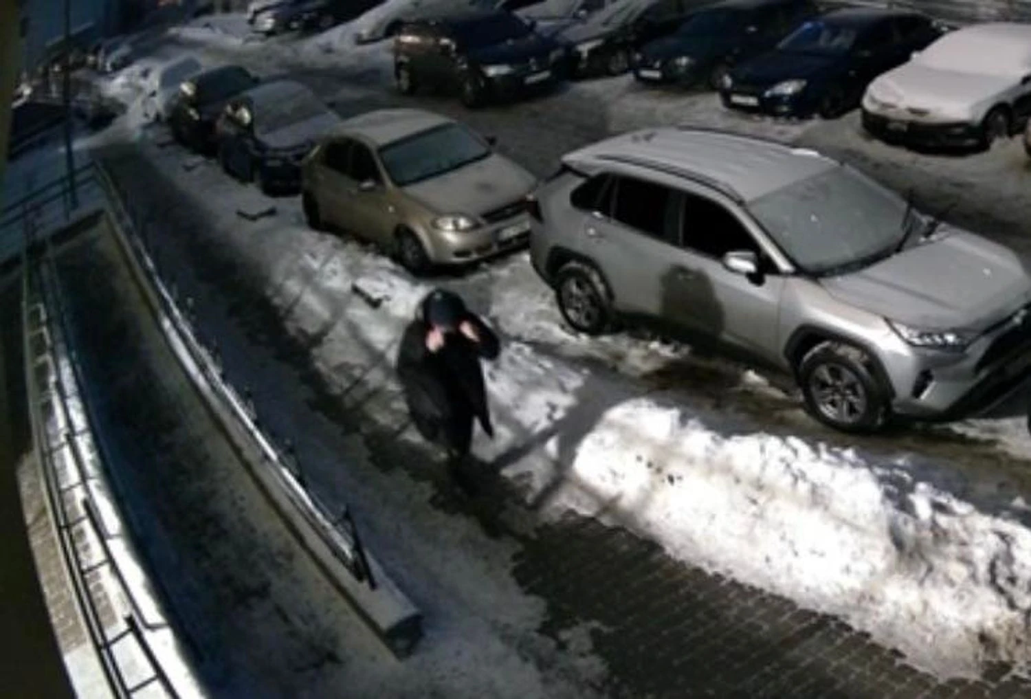 Замах замовне вбивство на Київщині: замовник контролював усе в режимі онлайн через розумні окуляри