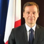 Радник Макрона провів таємні переговори у москві щодо участі Європи у мирному процесі