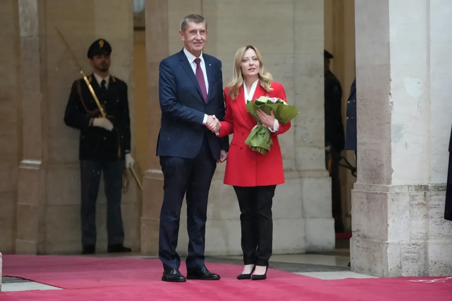 Уряд Андрея Бабіша зберіг повноваження після вотуму недовіри у парламенті Чехії