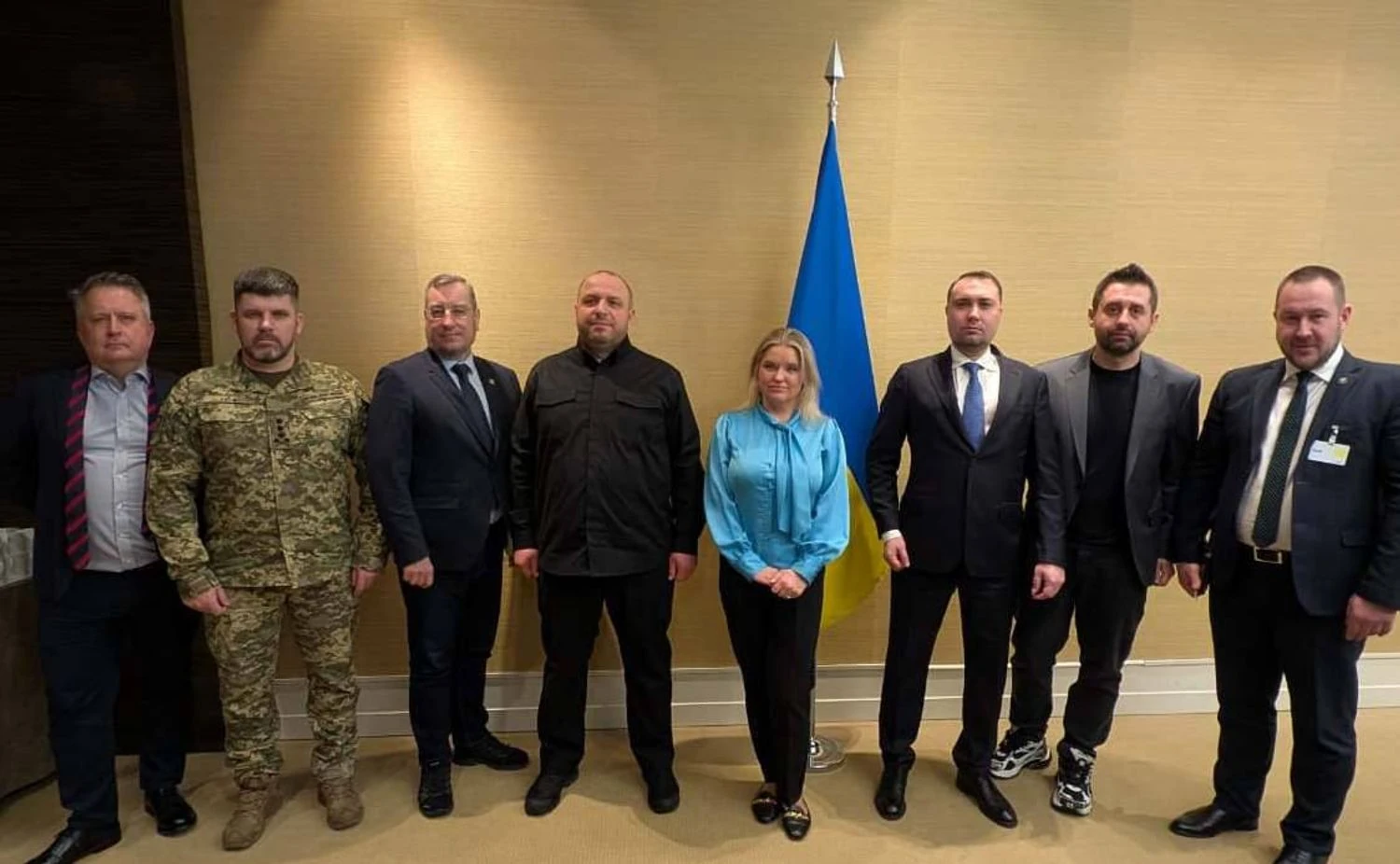 Без ознак прогресу: Україна та рф обговорили у Женеві новий формат виведення військ з Донбасу - NYT