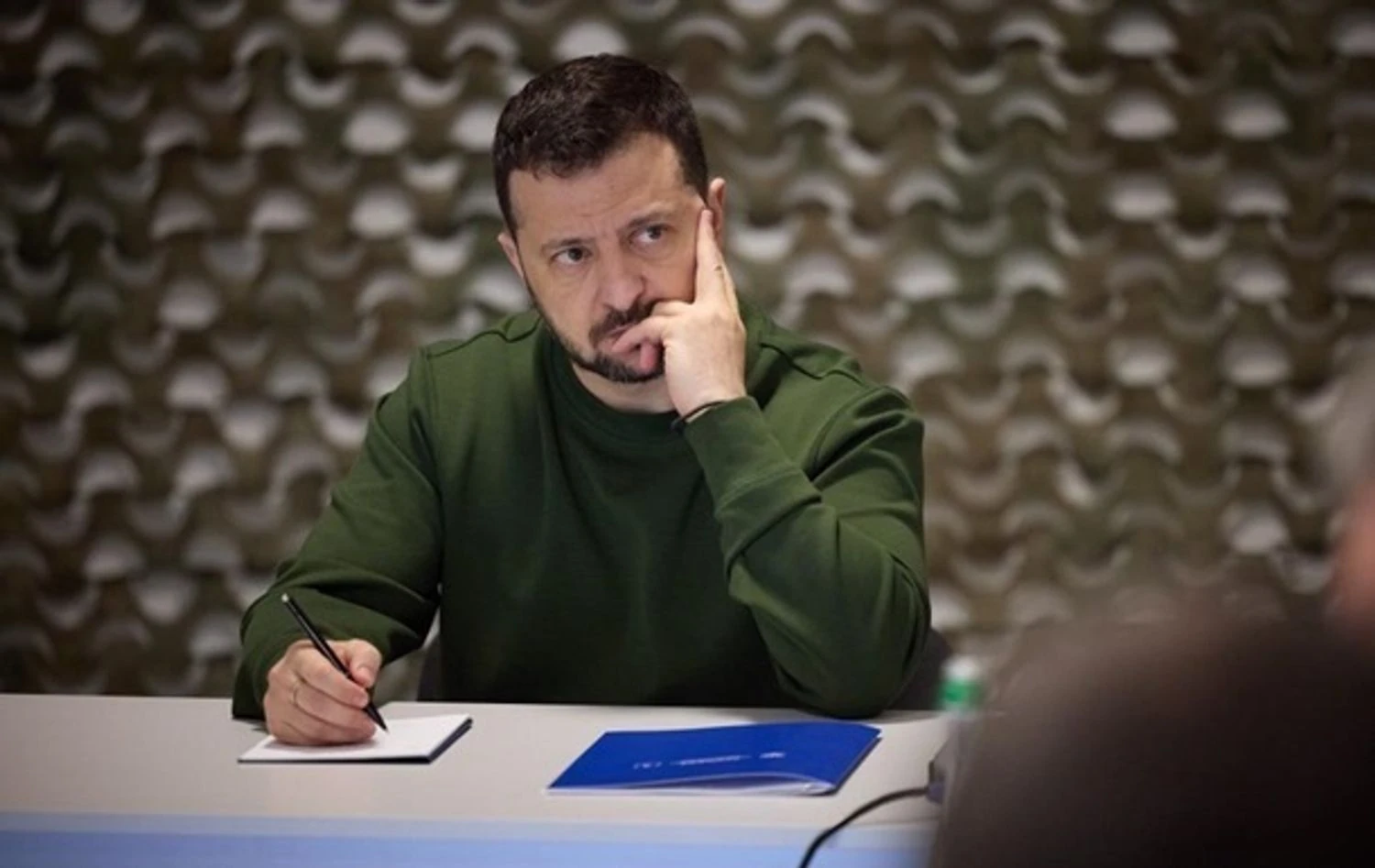 Зеленський призначив спеціальну нараду щодо подальших мирних кроків