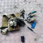 На Рівненщині чоловік кілька разів ударив ножем демобілізованого військового і порізав шини його авто