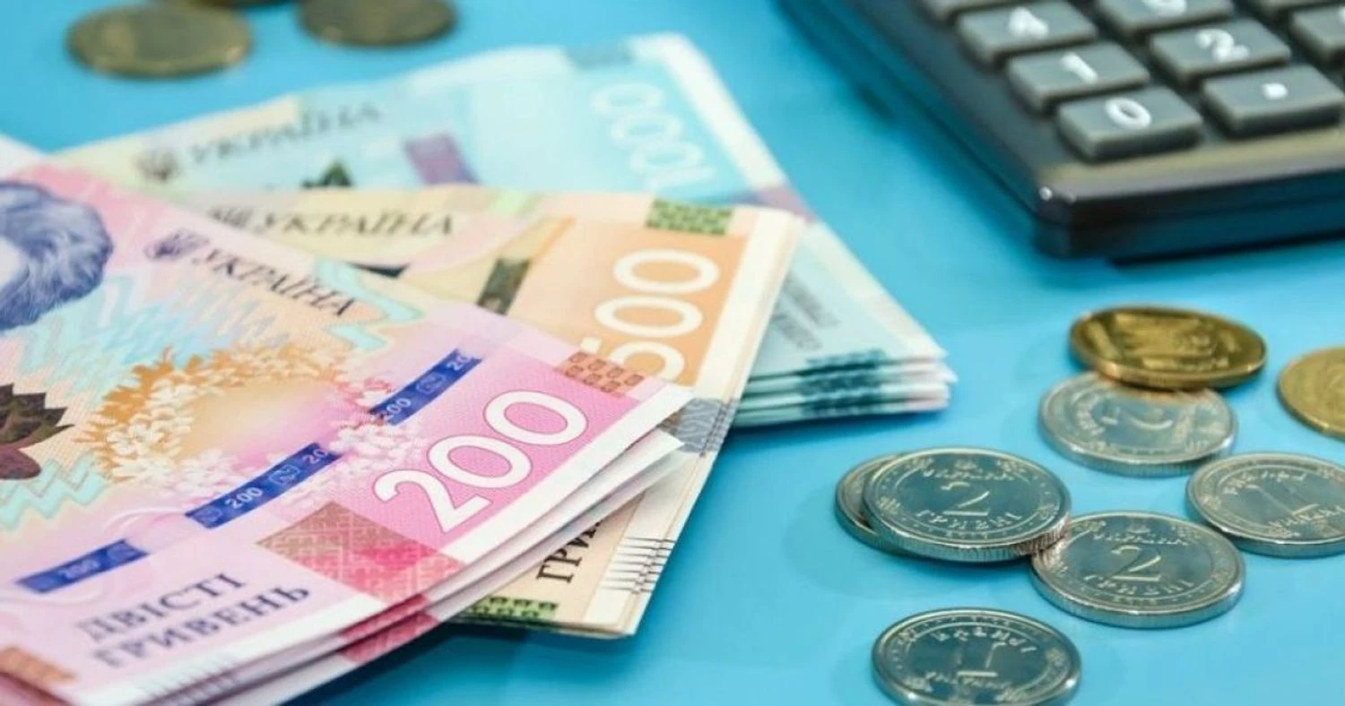 Майже 15 тис. працівників отримають доплати за відновлення критичної інфраструктури після атак рф у лютому