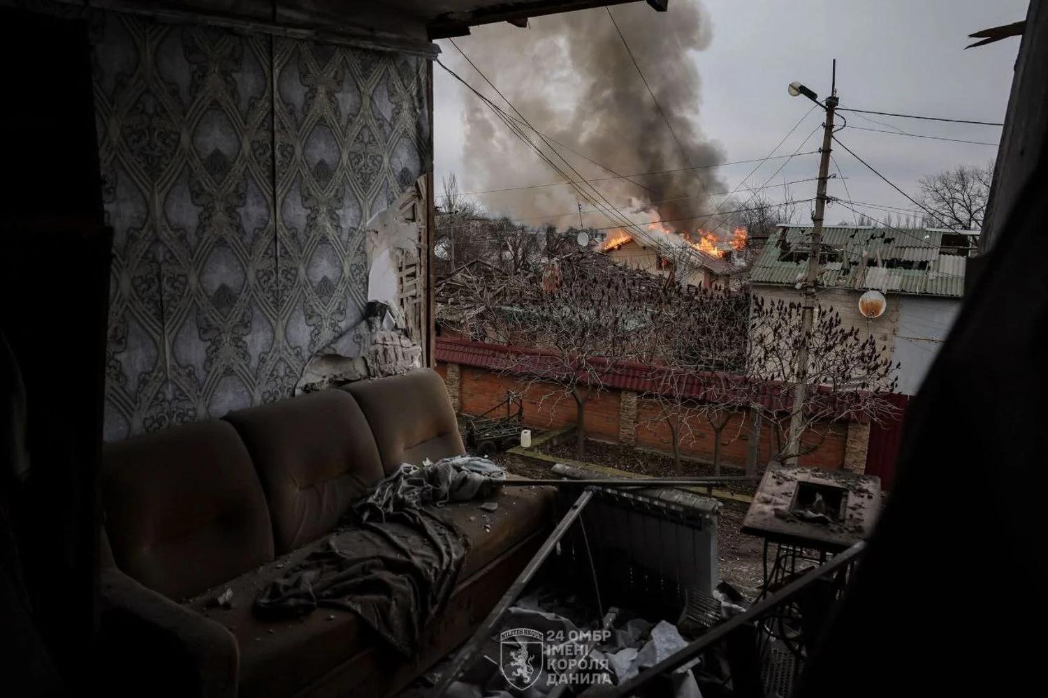 Авіабомби, артилерія та дрони стирають квартал за кварталом: у Генштабі показали, як рф руйнує Костянтинівку