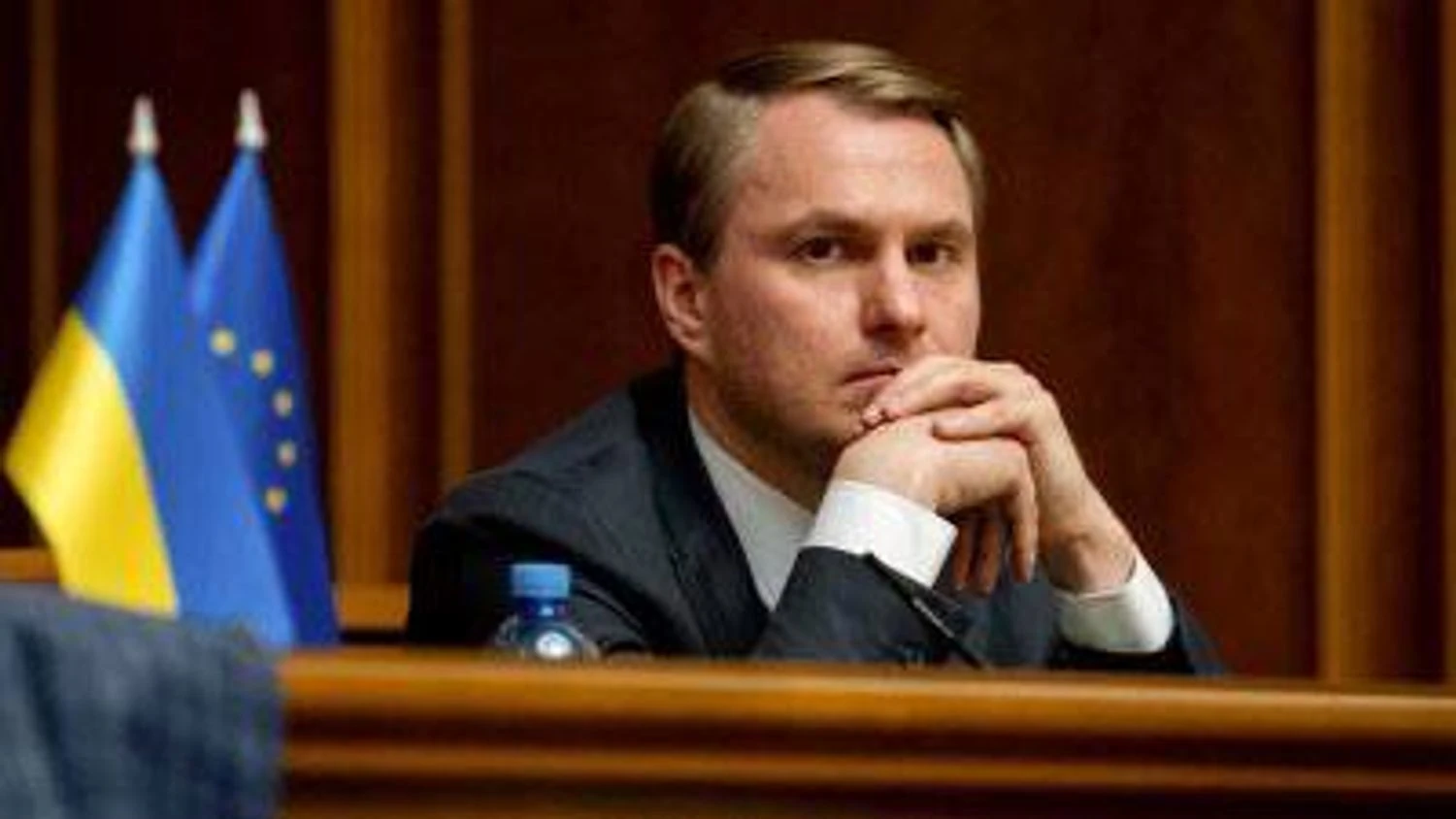 Втекли, маючи при собі зброю: двом поліцейським повідомили про підозру за дії під час теракту в Києві – ГенпрокурорДвом поліцейським оголосили підозру за службову недбалість під час стрілянини в Києві. Через їхню втечу озброєний терорист вбив
сімох мирних людей.Київ • 20 квітня, 16:14 • 4162 перегляди