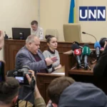 "Не могла дістати табельну зброю і почати стріляти": патрульна Дудіна розповіла, чому не відкрила вогонь по стрілку в Києві Поліцейська заявила, що не бачила стрілка і не відкривала вогонь через ризик для цивільних. Вона намагалася викликати швидку
дитині з пораненням голови.Київ • 21 квітня, 14:56 • 15367 перегляди