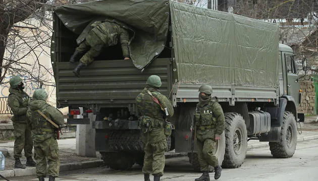 У військ рф на Херсонщині фіксують дефіцит пального після ударів по Криму – АТЕШ