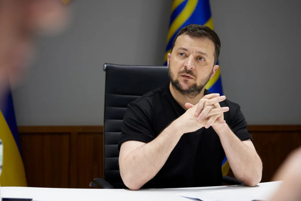 ярославль, понад 700 км від кордону, нафтовий об’єкт – Зеленський підтвердив продовження “українських далекобійних санкцій”