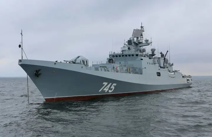 Британський флот місяць стежив за російським фрегатом біля своїх берегів – The GuardianБританський флот місяць стежив за фрегатом рф та суднами "тіньового флоту". російський фрегат прямував з Атлантичного океану до
Північного моря. Прем'єр-міністр Кір Стармер заявив, що Лондон буде "ще жорсткіше" переслідувати російський "тіньовий флот".Політика • 08:48 • 1852 перегляди