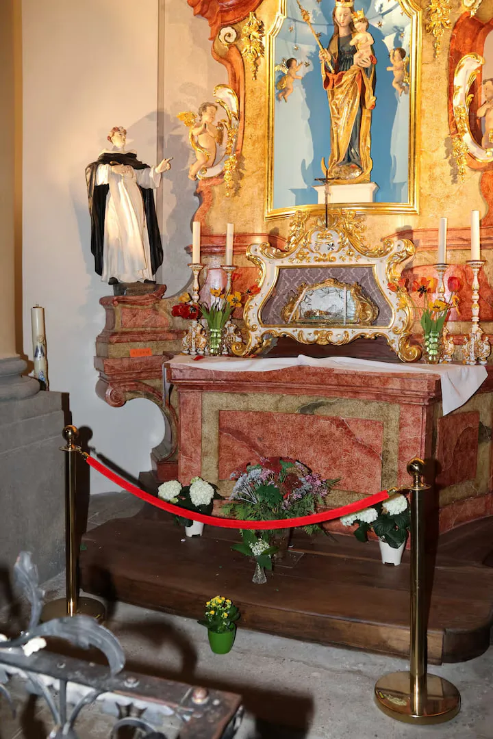 У чеській базиліці викрали 800-річний череп, який вважають реліквією святої
