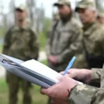 У Луцьку стався новий інцидент з підлітками і ТЦК - неповнолітні пошкодили службове авто