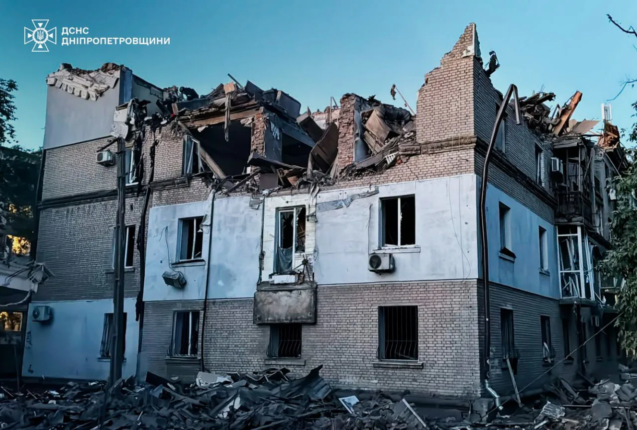 Кількість жертв російського удару у Дніпрі зросла до 7