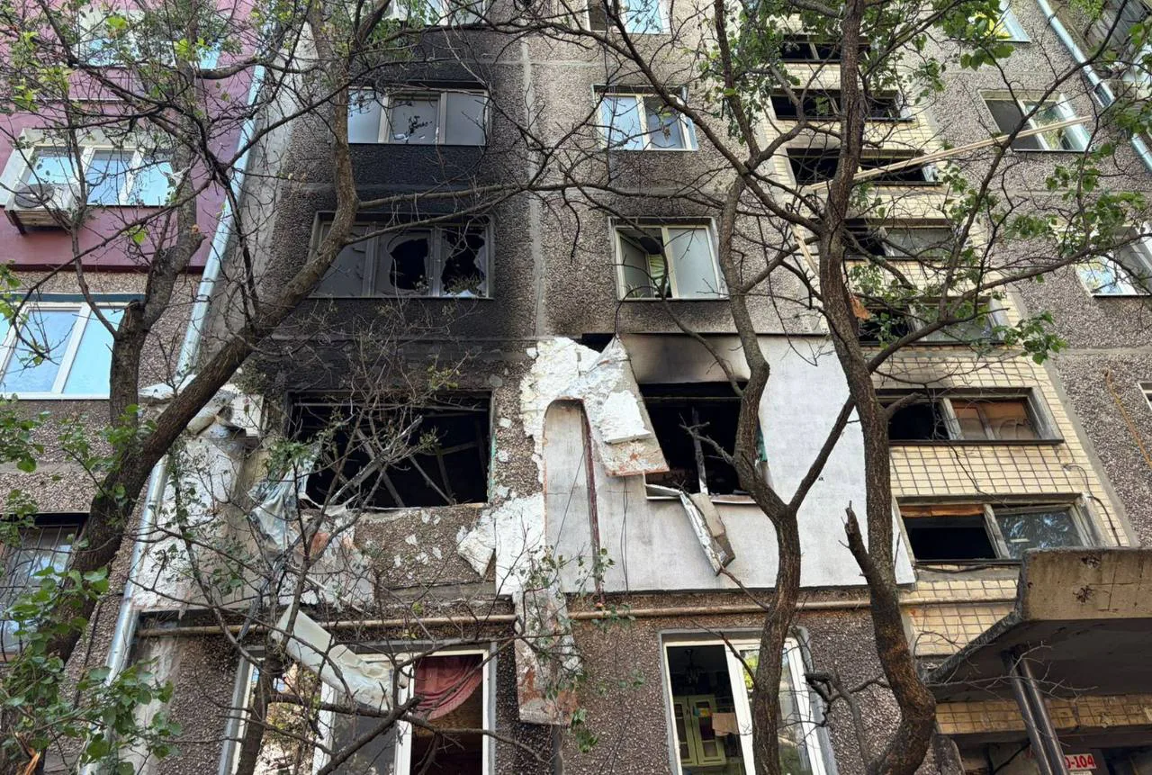11 загиблих та понад 100 постраждалих внаслідок масованої атаки рф на Україну