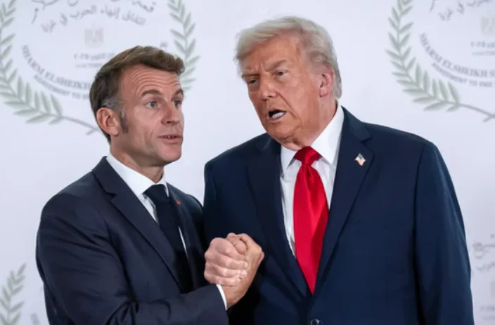 Фото зруйнованого собору і дипломатія Макрона допомогли схилити Трампа на бік України – Politico