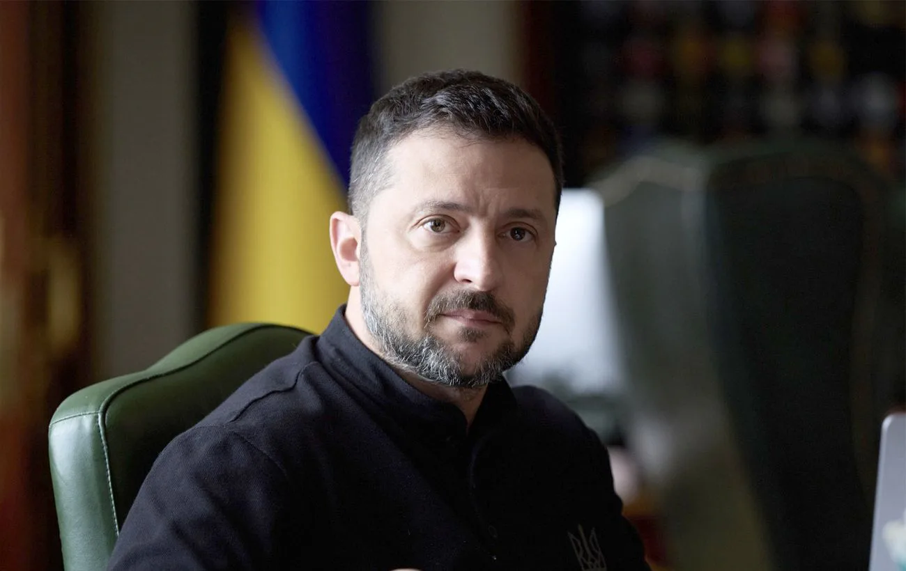 Зеленський відзначив успішні удари по російських НПЗ у День Конституції